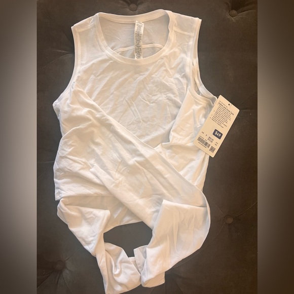 Gather and grow tank Lululemon - Picture 1 of 1